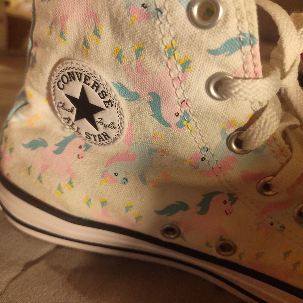 Converse White Sneakers with Multicolor Pattern
